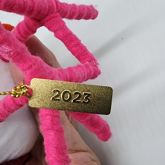 Handmade Colorful Felt Bird With Embroidered Details & Felt Flowers Target 2023 - Picture 3 of 9